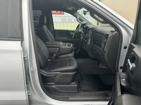 Used 2019 Chevrolet Silverado 1500 Custom image 38