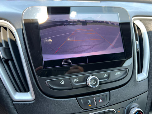 Used 2022 Chevrolet Malibu LT image 37