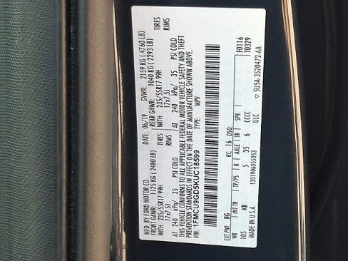 Certified 2019 Ford Escape SE image 28