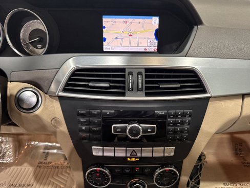 Used 2013 Mercedes-Benz C 250 Coupe image 37
