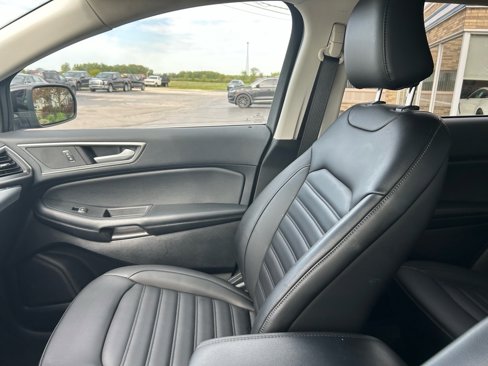 Used 2022 Ford Edge SEL w/ Convenience Package image 29