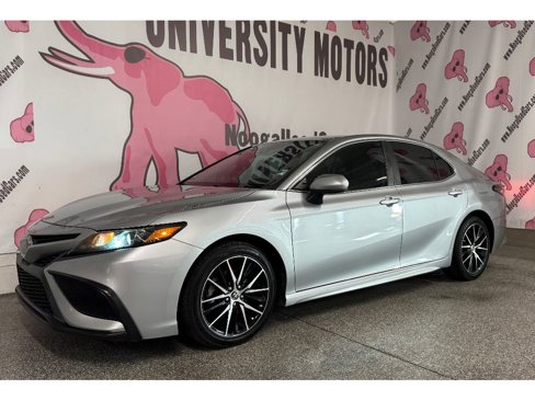 Used 2021 Toyota Camry SE image 9