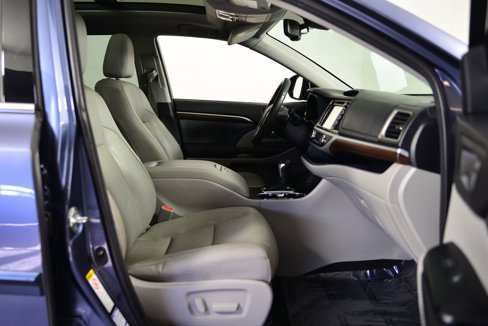 Used 2015 Toyota Highlander Limited image 20