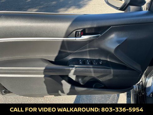 Used 2019 Toyota Camry L image 13