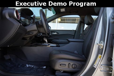 Used 2025 Chevrolet Trax RS w/ Driver Confidence Package image 22