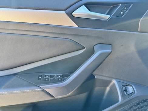 Certified 2023 Volkswagen Jetta Sport image 15