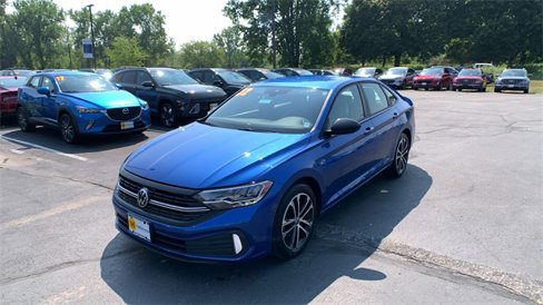 Used 2022 Volkswagen Jetta Sport w/ IQ.Drive Package image 1
