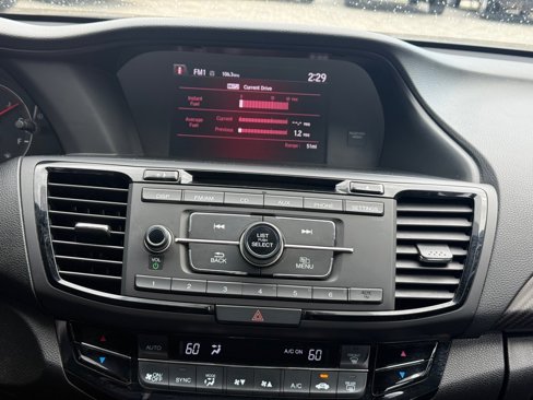 Used 2016 Honda Accord Sport image 20