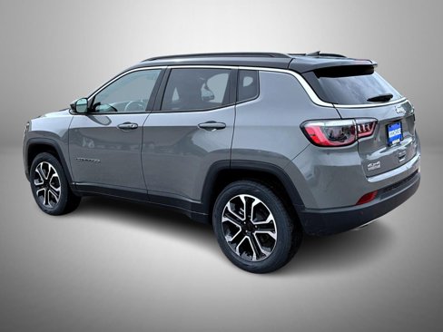 Certified 2023 Jeep Compass Limited image 7