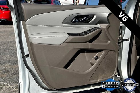 Used 2019 Chevrolet Traverse LT image 19