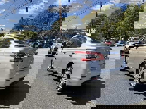 Used 2014 Nissan Sentra SL image 7