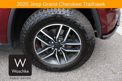 Used 2020 Jeep Grand Cherokee Trailhawk w/ Trailhawk Luxury Group image 15
