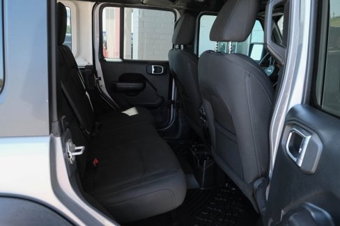 Used 2018 Jeep Wrangler Unlimited Sport S image 24