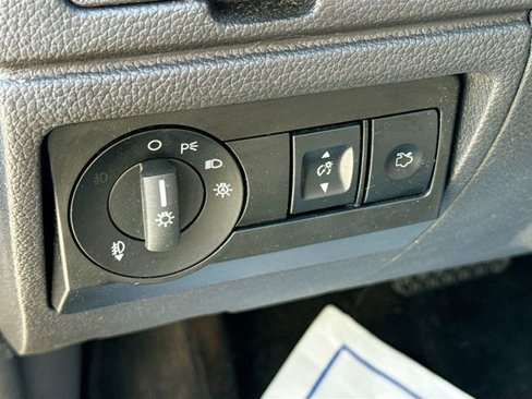 Used 2012 Ford Fusion SE image 11
