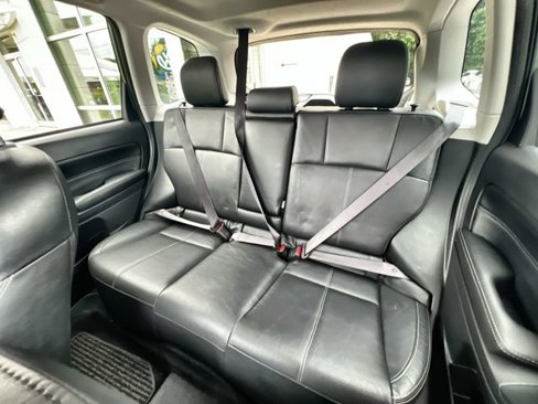 Used 2017 Subaru Forester 2.5i Touring image 22