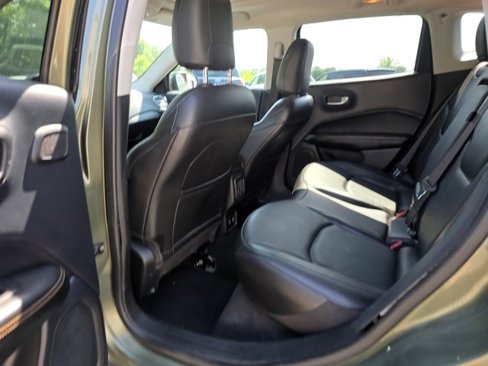 Used 2021 Jeep Compass Limited w/ Sun and Sound Group image 18