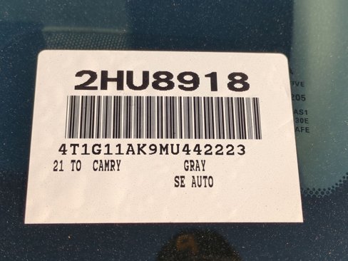 Used 2021 Toyota Camry SE image 32