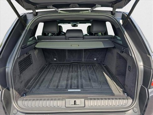Used 2020 Land Rover Range Rover Sport HSE image 12