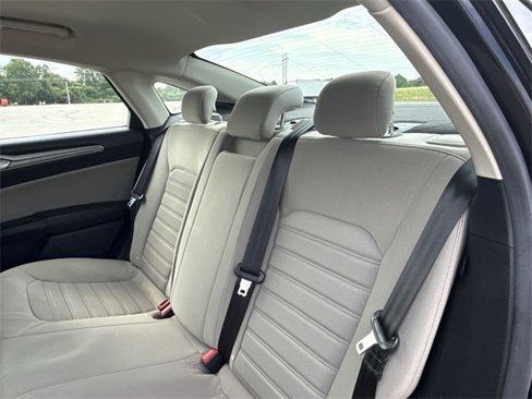 Used 2020 Ford Fusion S image 29
