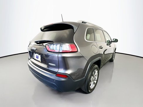 Used 2020 Jeep Cherokee Latitude Plus image 5