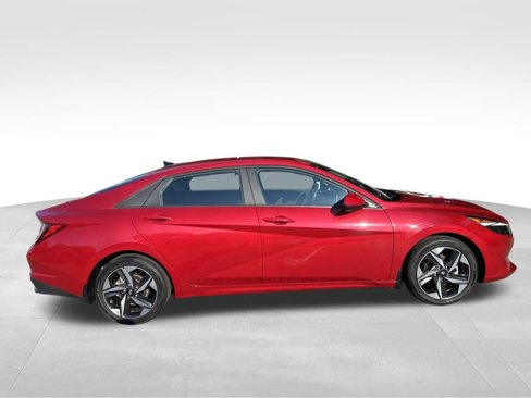 Certified 2023 Hyundai Elantra SEL w/ Convenience Package image 7