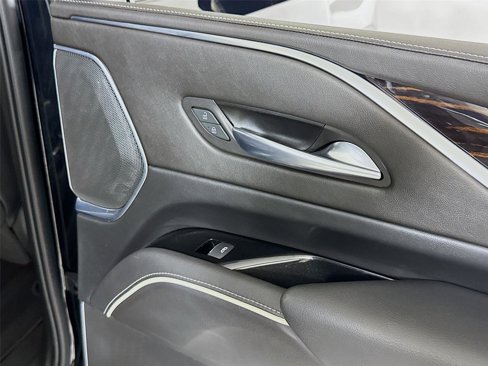 Used 2022 Cadillac Escalade ESV Premium Luxury image 29