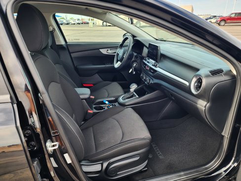 Used 2024 Kia Forte LX image 12