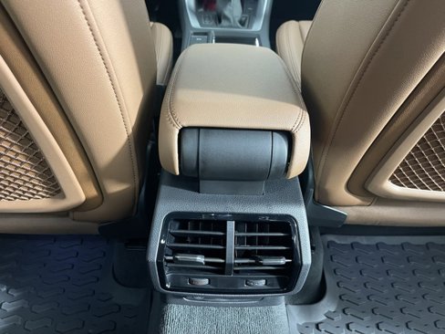 Used 2025 Audi Q3 2.0T Premium Plus w/ Premium Plus Package image 17