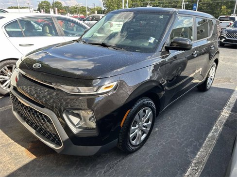 Used 2020 Kia Soul LX image 3