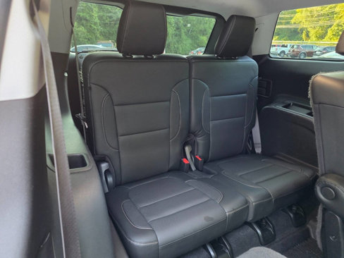 Used 2020 GMC Acadia SLT w/ LPO, Floor Liner Package image 29
