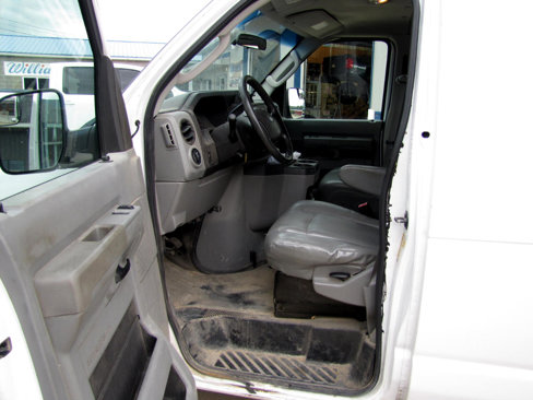 Used 2011 Ford E-250 and Econoline 250 w/ PWR Group image 9