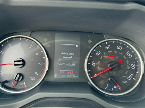 Used 2019 Toyota RAV4 LE image 19