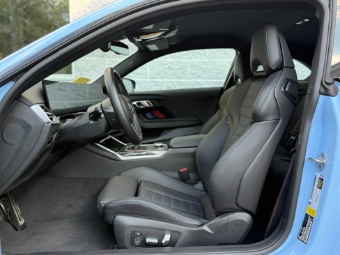 Used 2023 BMW M2 w/ Lighting Package image 9