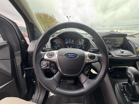 Used 2014 Ford Escape SE w/ Equipment Group 201A image 17