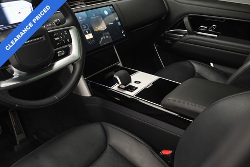 Used 2025 Land Rover Range Rover Long Wheelbase SE image 39