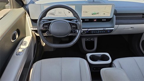 Certified 2022 Hyundai Ioniq 5 SEL w/ Cargo Package image 12