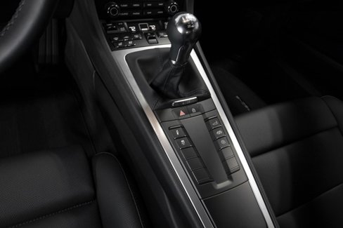 Used 2025 Porsche 718 Cayman image 30