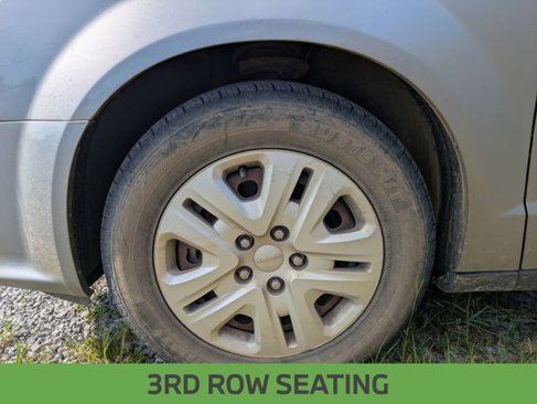 Used 2015 Dodge Grand Caravan American Value Package image 10