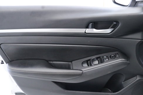 Used 2022 Nissan Altima 2.5 SV image 21