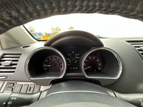 Used 2010 Toyota Highlander Limited image 19
