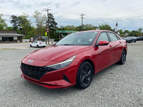 Used 2022 Hyundai Elantra SEL w/ Cargo Package image 7