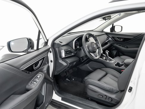 Used 2023 Subaru Outback Touring XT image 7