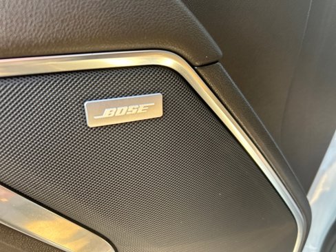Used 2023 GMC Sierra 1500 SLT w/ SLT Premium Package image 20