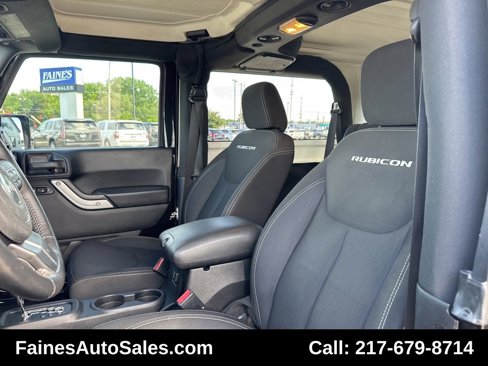 Used 2016 Jeep Wrangler Rubicon w/ Power Convenience Group image 65