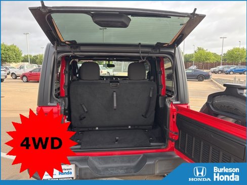 Used 2021 Jeep Wrangler Sport S image 18