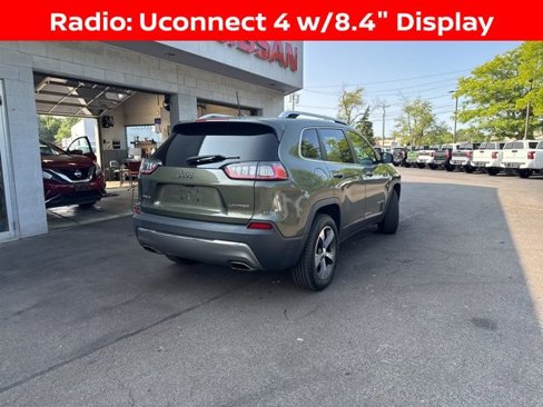Used 2019 Jeep Cherokee Limited image 2