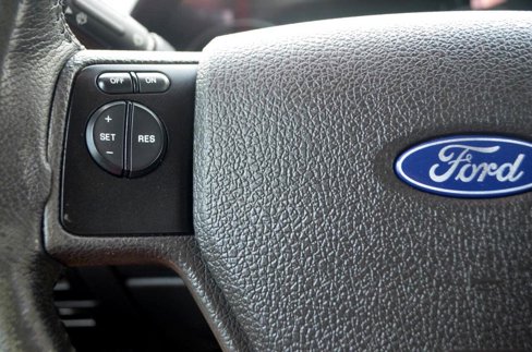 Used 2010 Ford Explorer XLT image 27