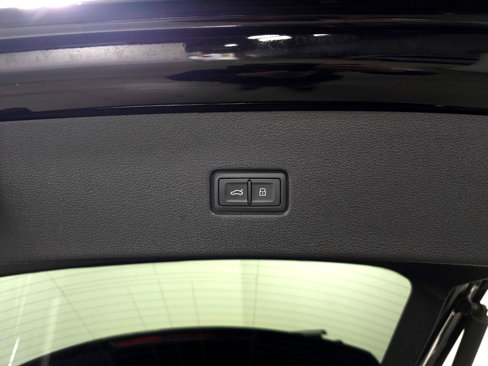 Used 2019 Audi Q8 Premium Plus w/ Premium Plus image 38