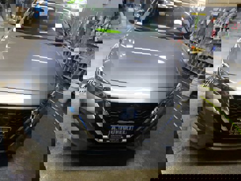 Used 2021 Nissan Sentra SV image 2