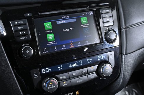 Used 2020 Nissan Rogue SL w/ Premium Package image 17